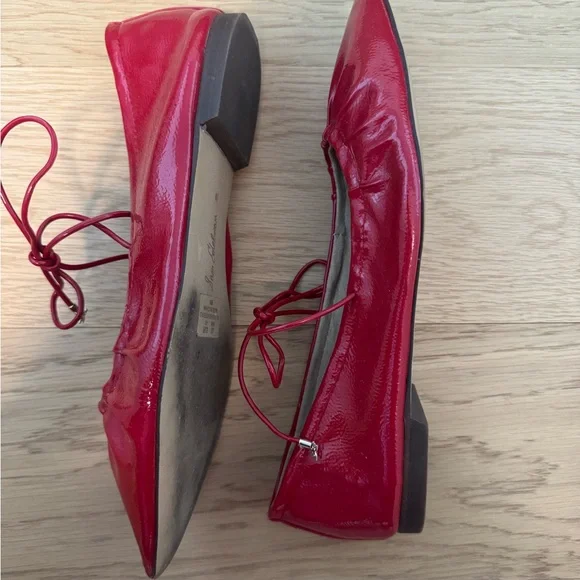 Sam Edelman Red Flats with Bow Detail - Picture 2 of 4